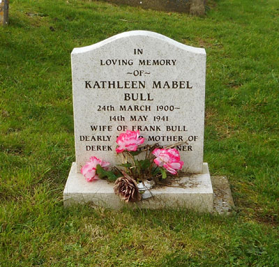Kathleen Mabel BULL